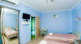Гостевой дом Art Villa Aquatoria Севастополь Стандартный двухместный номер с 2 отдельными кроватями-3